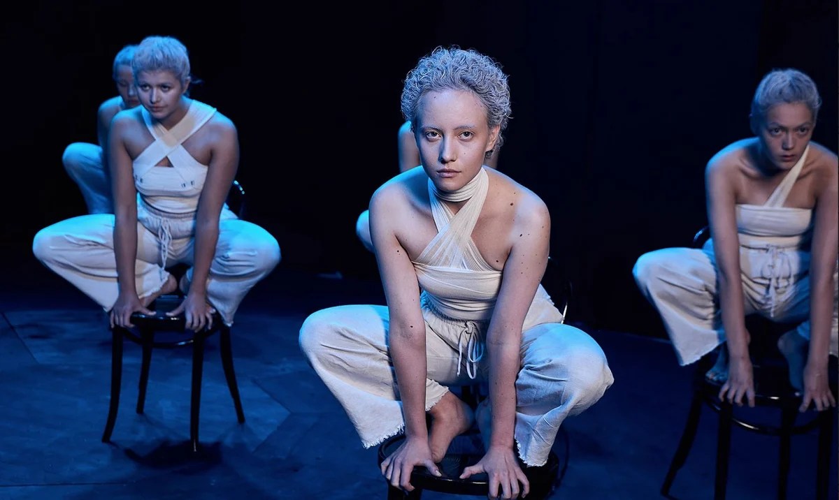 ad9679dbb9188c63156e857d1669299a